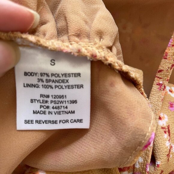 Tan beige backless crop top with pink flowers bow tie back  | Size S - Picture 8 of 8